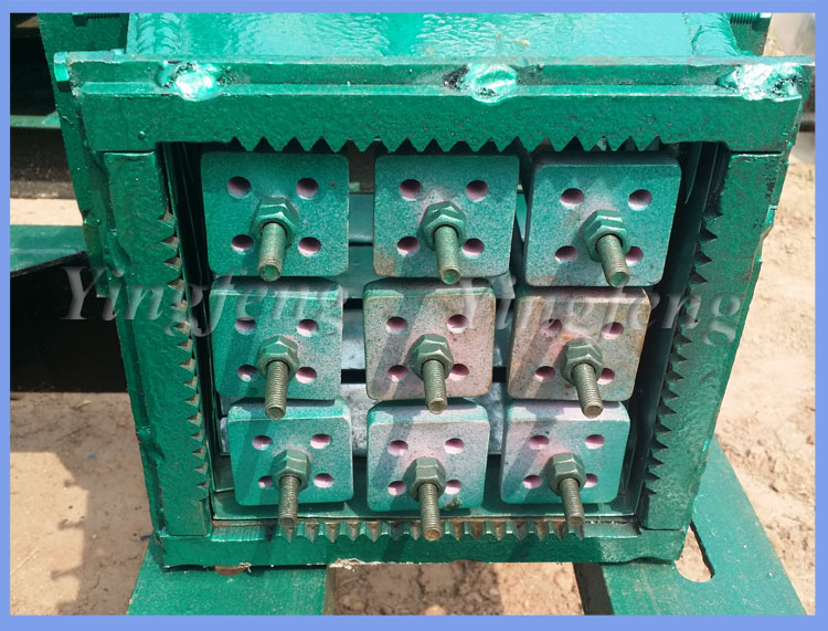 hollow brick mould